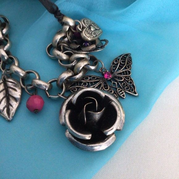 Vintage 90’s Grunge Metal Charm Necklace Super Cute! - Picture 8 of 11